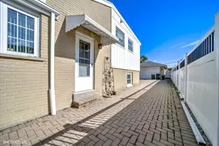 8811 N Merrill St, Niles, IL 60714 - Photo 36