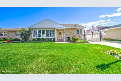 8811 N Merrill Street, Niles, IL 60714 - Photo 2