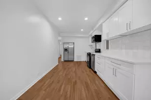 2937 N Washtenaw Ave, Chicago, IL 60618 - Photo 2