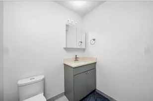 290 N Westgate Rd, Mount Prospect, IL 60056 - Photo 10