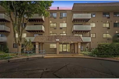 290 N Westgate Road #203, Mount Prospect, IL 60056 - Photo 1