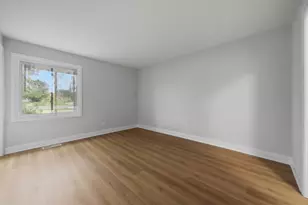 19405 Oakwood Ave, Country Club Hills, IL 60478 - Photo 16