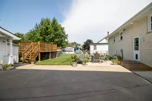 7416 S Octavia Ave, Bridgeview, IL 60455 - Photo 4