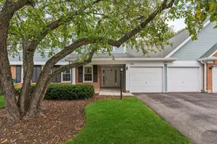 818 Butternut Ln, Mount Prospect, IL 60056 - Photo 1
