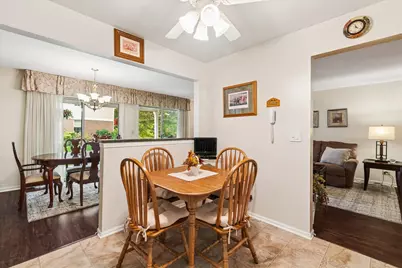 818 Butternut Lane #A, Mount Prospect, IL 60056 - Photo 12