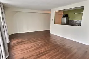 300 N State St, Chicago, IL 60654 - Photo 4