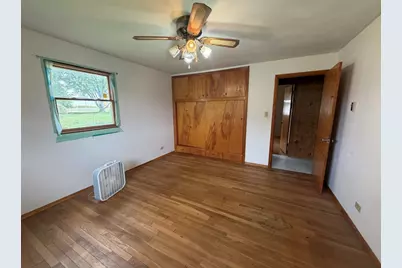2219 Deets Road, Sterling, IL 61081 - Photo 16
