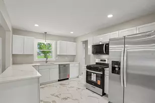 16721 School St, South Holland, IL 60473 - Photo 2