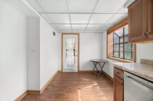 6413 Oak Forest Ave, Tinley Park, IL 60477 - Photo 10