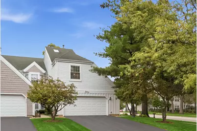 290 Oak Bluff Court, Wauconda, IL 60084 - Photo 1