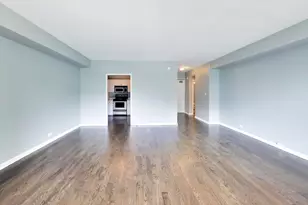 3600 N Lake Shore Dr, Chicago, IL 60613 - Photo 4