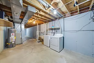 1218 Wilcox St, Joliet, IL 60435 - Photo 18