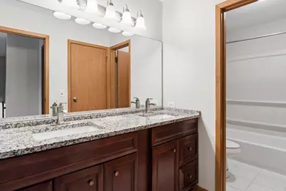 1440 Carleton Avenue, Naperville, IL 60565 - Photo 8