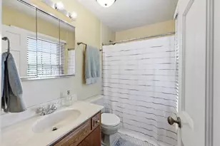 1222 Biscayne Dr, Elk Grove Village, IL 60007 - Photo 24
