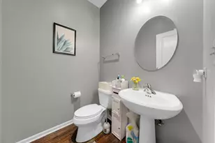 2537 Waterbury Ln, Buffalo Grove, IL 60089 - Photo 16