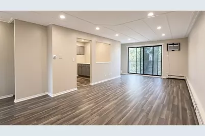 113 Gregory Street #27, Aurora, IL 60504 - Photo 2