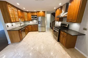 9838 S 81st Ave, Palos Hills, IL 60465 - Photo 6