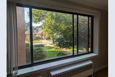 2704 W Lunt Avenue #203, Chicago, IL 60645 - Photo 6