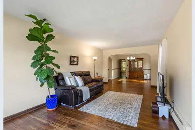 1201 Lincoln Avenue, Fox River Grove, IL 60021 - Photo 6