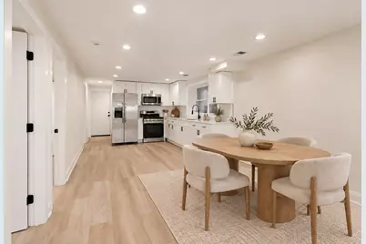 7914 S Essex Avenue, Chicago, IL 60617 - Photo 6