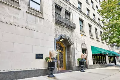 2000 N Lincoln Park West Avenue #912, Chicago, IL 60614 - Photo 2