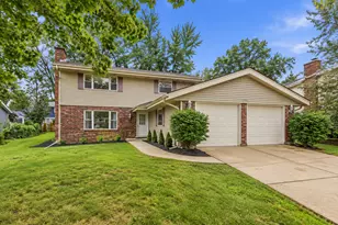 1134 Pinehurst Ln, Schaumburg, IL 60193 - Photo 1