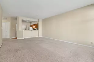 1016 Spring Ct, Darien, IL 60561 - Photo 6
