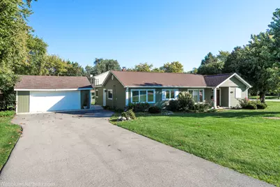 290 Hawthorn Lane, Hoffman Estates, IL 60169 - Photo 1