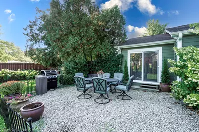 290 Hawthorn Lane, Hoffman Estates, IL 60169 - Photo 24