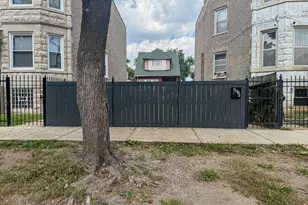 4028 W Wilcox St, Chicago, IL 60624 - Photo 2