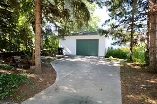 8200 Major Ave, Morton Grove, IL 60053 - Photo 24