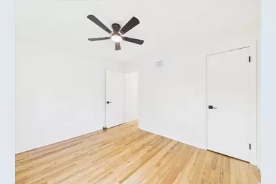 1623 Sawyer Avenue, Wheaton, IL 60187 - Photo 22