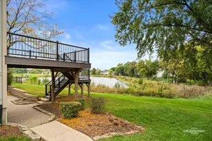 73 N Forestview Ln, Aurora, IL 60502 - Photo 34