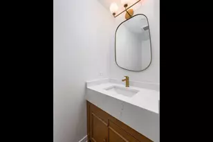 3721 N Kenmore Ave, Chicago, IL 60613 - Photo 8