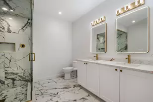 3721 N Kenmore Ave, Chicago, IL 60613 - Photo 16