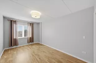6807 N Milwaukee Ave, Niles, IL 60714 - Photo 16