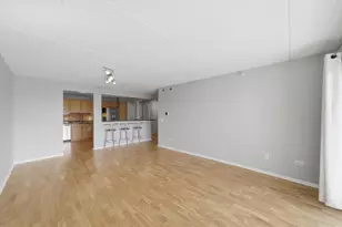 6807 N Milwaukee Ave, Niles, IL 60714 - Photo 12