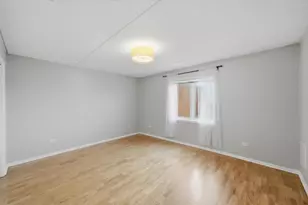 6807 N Milwaukee Ave, Niles, IL 60714 - Photo 18