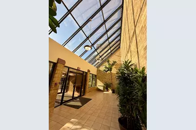 5600 N Astor Lane #116, Rolling Meadows, IL 60008 - Photo 2
