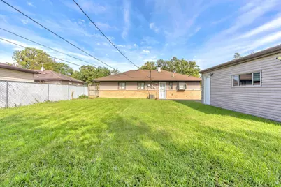 167 N Shabbona Drive, Park Forest, IL 60466 - Photo 8