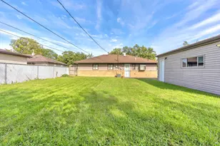 167 N Shabbona Dr, Park Forest, IL 60466 - Photo 8