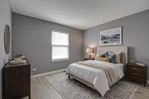 467 Pine Lake Cir, Vernon Hills, IL 60061 - Photo 10