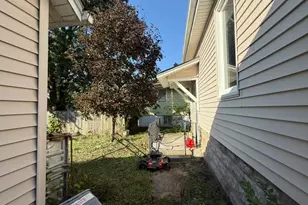 320 Blackstone St, Thornton, IL 60476 - Photo 6