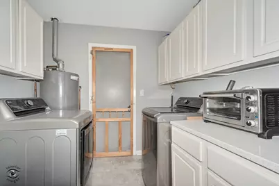 1317 Cumberland Circle, Elk Grove Village, IL 60007 - Photo 12