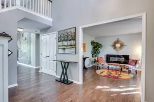 2518 Adamsway Dr, Aurora, IL 60502 - Photo 2