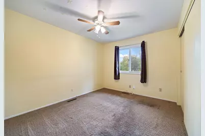 911 Melrose Court, McHenry, IL 60050 - Photo 10