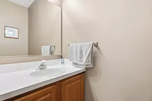 219 S Primrose Ln, Round Lake, IL 60073 - Photo 14