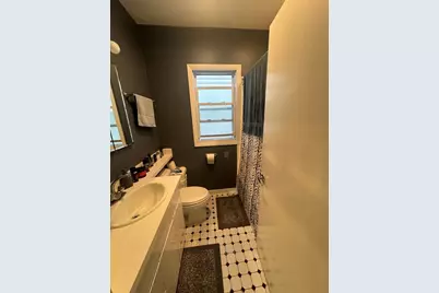 5377 N Magnet Avenue, Chicago, IL 60630 - Photo 6