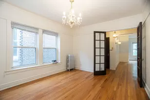 1319 W Early Ave, Chicago, IL 60660 - Photo 8