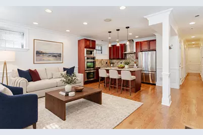 842 W Belle Plaine Avenue #GW, Chicago, IL 60613 - Photo 2